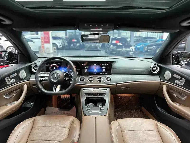 Mercedes-Benz E-Class PHEV 2023 E 350 e L Sport Sedan — миниатюра 5