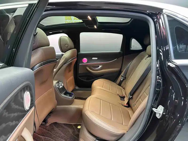 Mercedes-Benz E-Class PHEV 2023 E 350 e L Sport Sedan — миниатюра 8