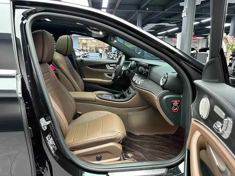 Mercedes-Benz E-Class PHEV 2023 E 350 e L Sport Sedan — миниатюра 9