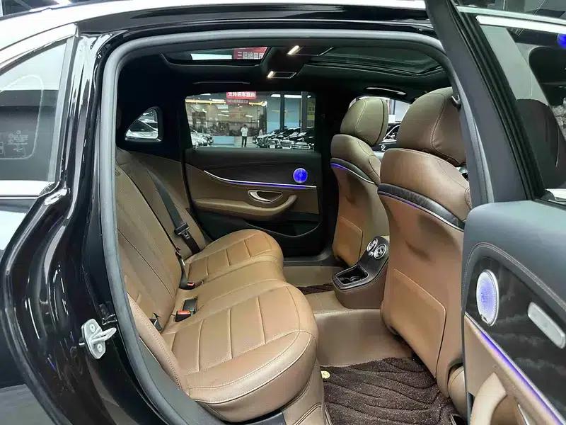 Mercedes-Benz E-Class PHEV 2023 E 350 e L Sport Sedan — миниатюра 10