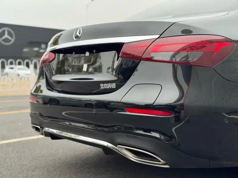 Mercedes-Benz E-Class PHEV 2023 E 350 e L Sport Sedan — миниатюра 18