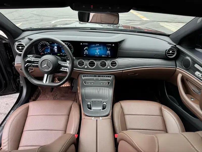 Mercedes-Benz E-Class PHEV 2023 E 350 e L Sport Sedan — миниатюра 23