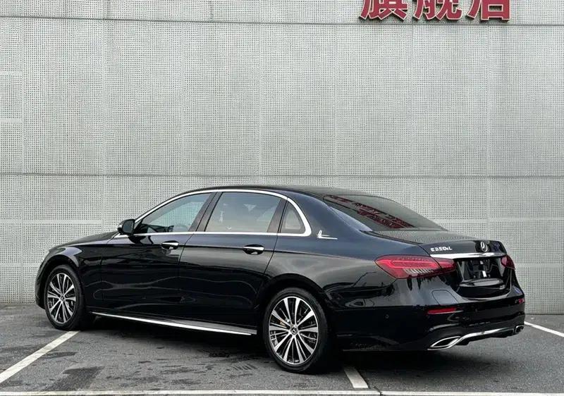 Mercedes-Benz E-Class PHEV 2023 E 350 e L Sport Sedan — миниатюра 5