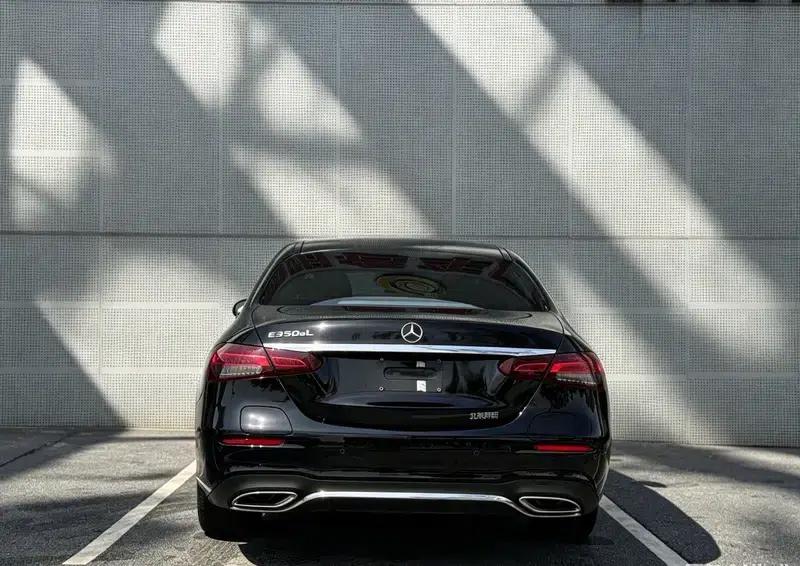 Mercedes-Benz E-Class PHEV 2023 E 350 e L Sport Sedan — миниатюра 6