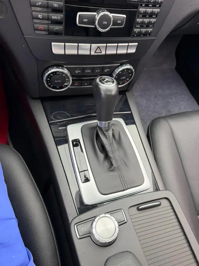 Mercedes-Benz C-Class 2011 C 180K Classic — миниатюра 17