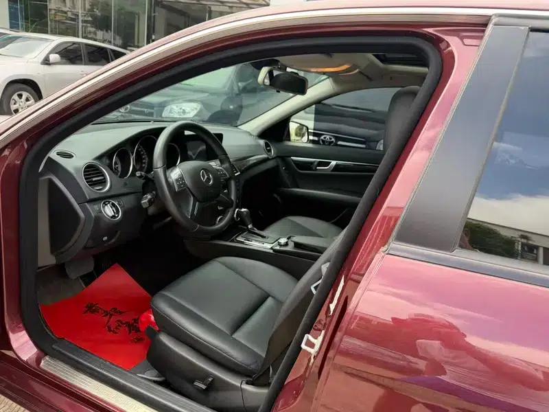 Mercedes-Benz C-Class 2011 C 180K Classic — миниатюра 18