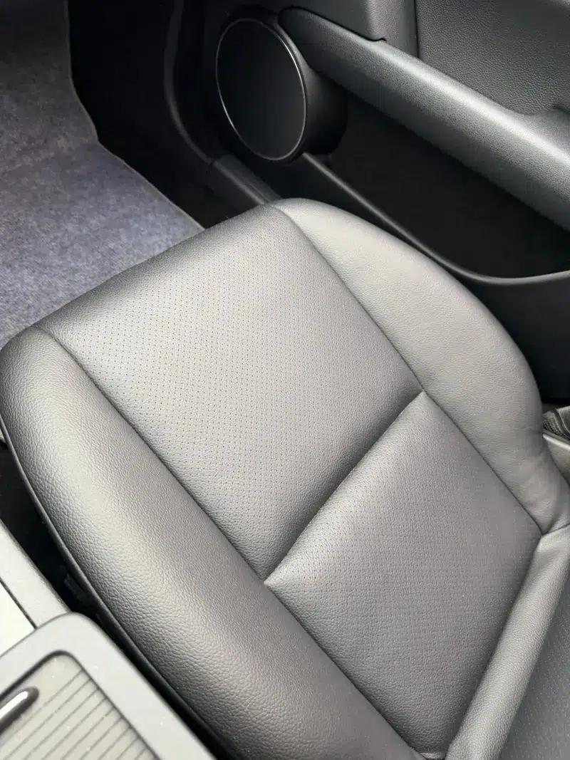 Mercedes-Benz C-Class 2011 C 180K Classic — миниатюра 10