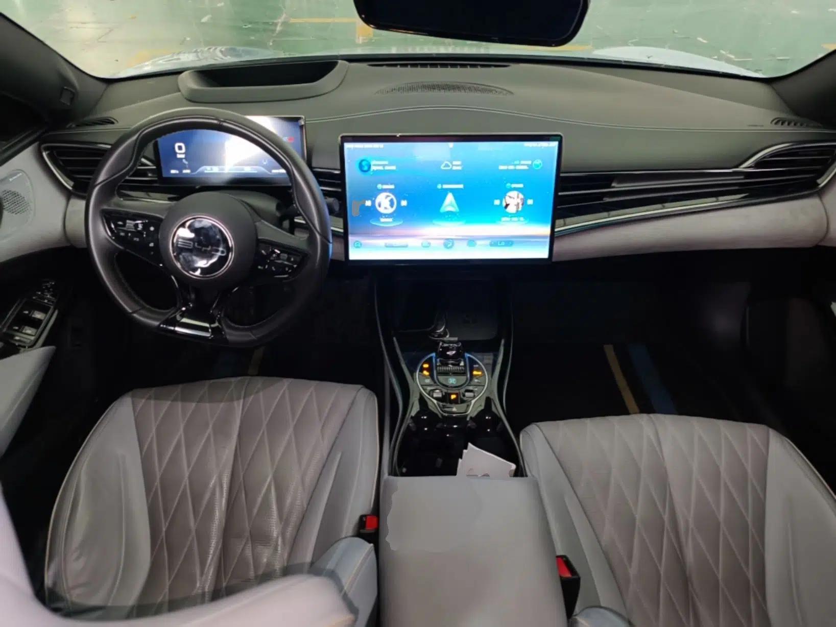 BYD Seal 2022 700 km Long-Range Rear-Wheel-Drive Version — миниатюра 12