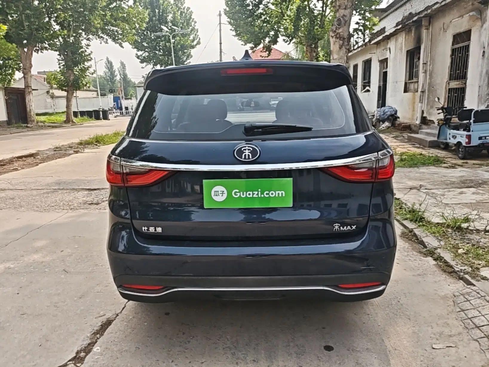 BYD Song MAX 2018 1.5T Automatic Smart Connect Elite Model with 6 Seats — миниатюра 5