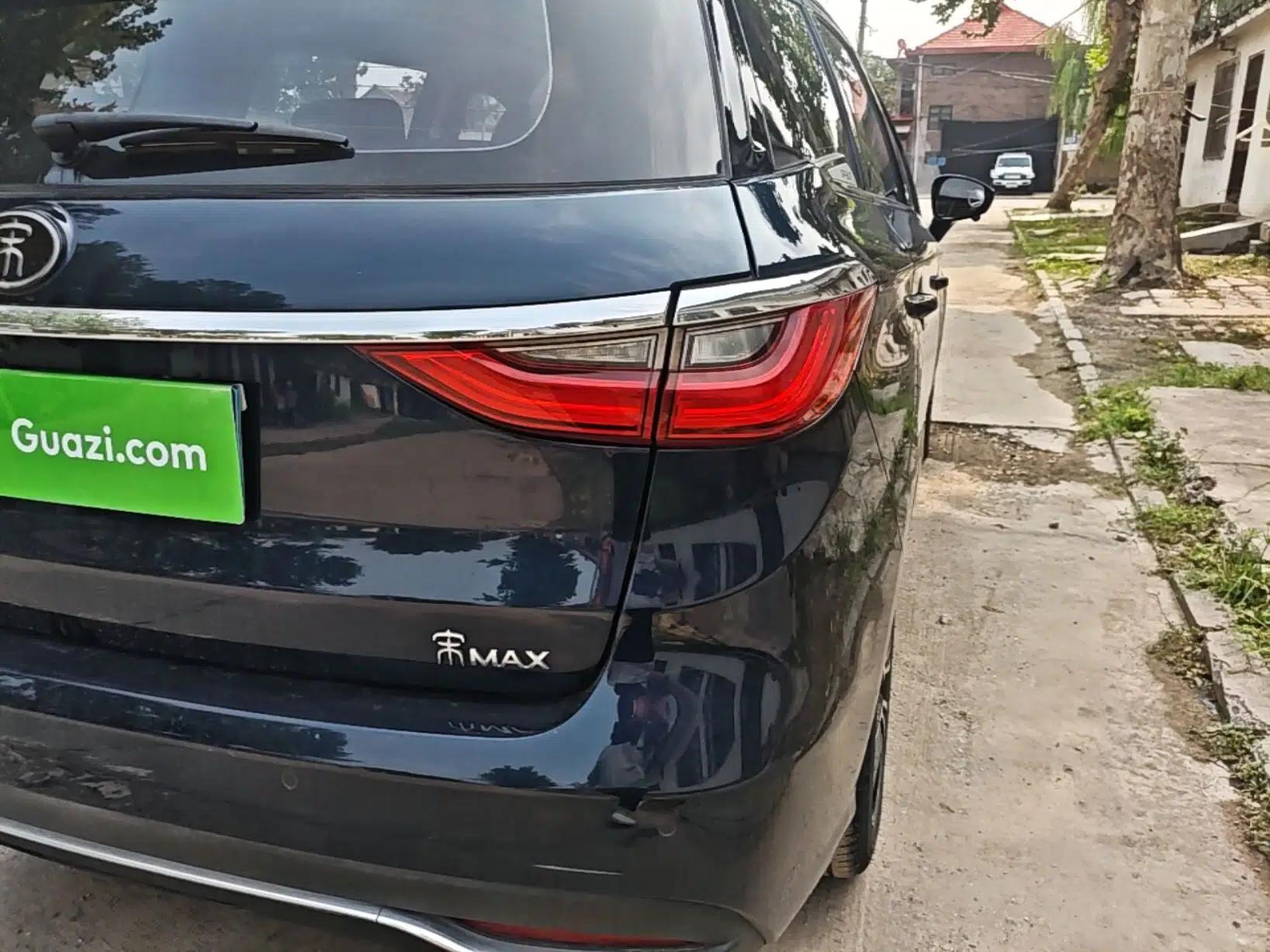 BYD Song MAX 2018 1.5T Automatic Smart Connect Elite Model with 6 Seats — миниатюра 9