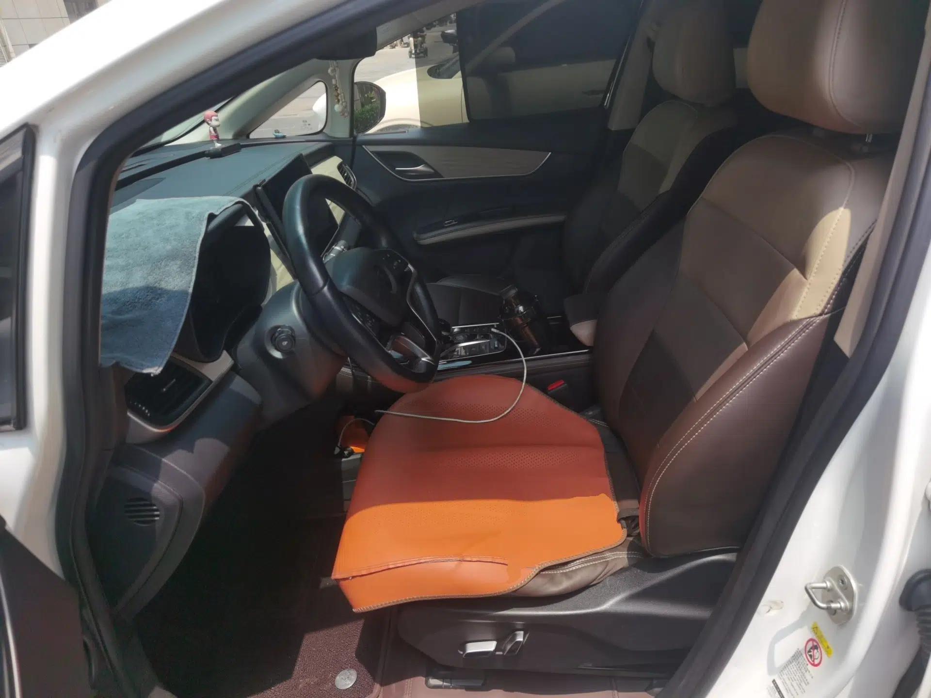 BYD Song MAX New Energy 2022 DM-i 105KM Prestige Model — миниатюра 15
