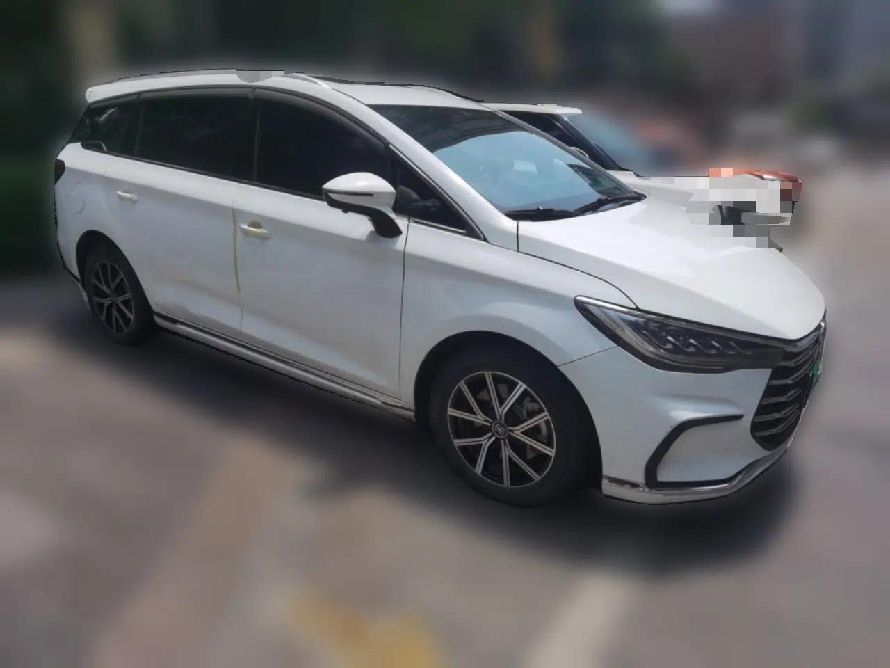 BYD Song MAX New Energy 2022 DM-i 105KM Prestige Model — миниатюра 3