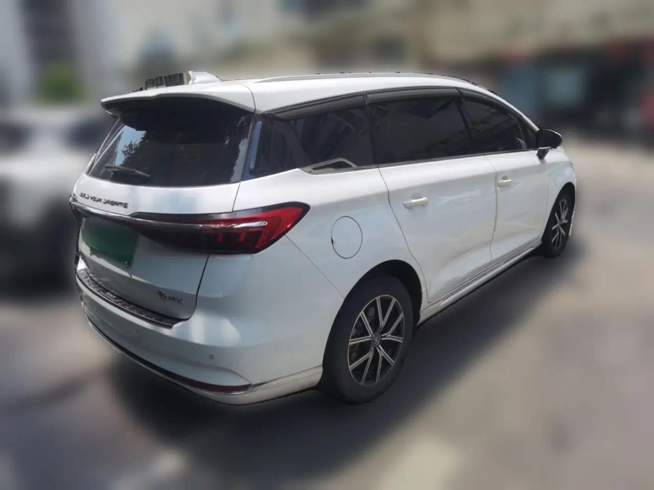 BYD Song MAX New Energy 2022 DM-i 105KM Prestige Model — миниатюра 6