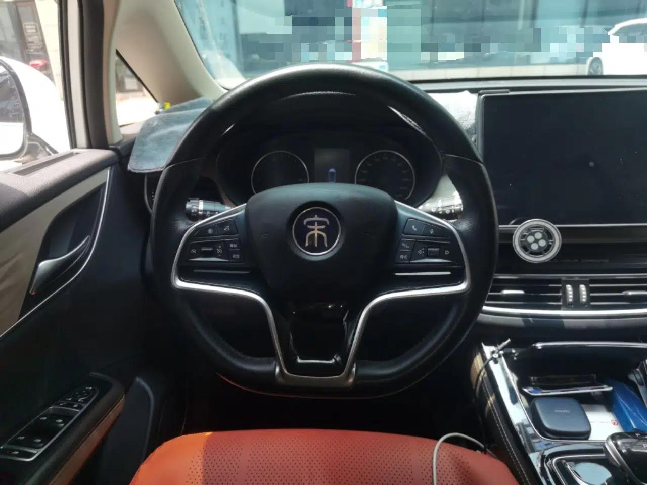 BYD Song MAX New Energy 2022 DM-i 105KM Prestige Model — миниатюра 10