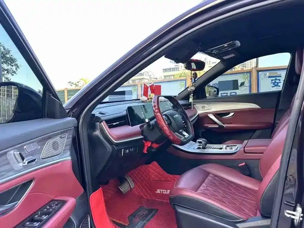 Jetour X70 PLUS 2024 Champion Edition 1.5T DCT Champion PRO 5-seater — миниатюра 4