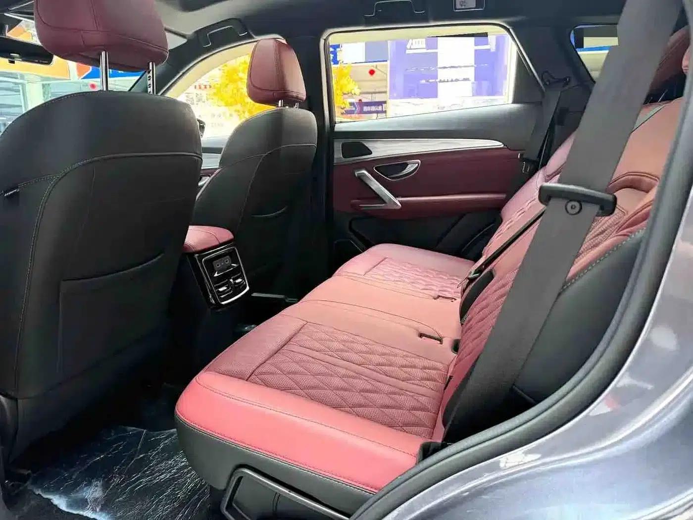 Jetour X70 PLUS 2023 1.5T DCT Warrior PLUS 5-seater — миниатюра 8