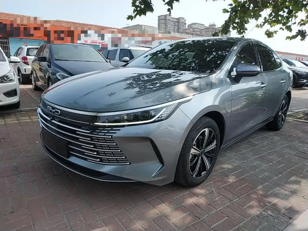 BYD Destroyer 05 2024 Honor Edition DM-i 120KM Luxury Model — миниатюра 1