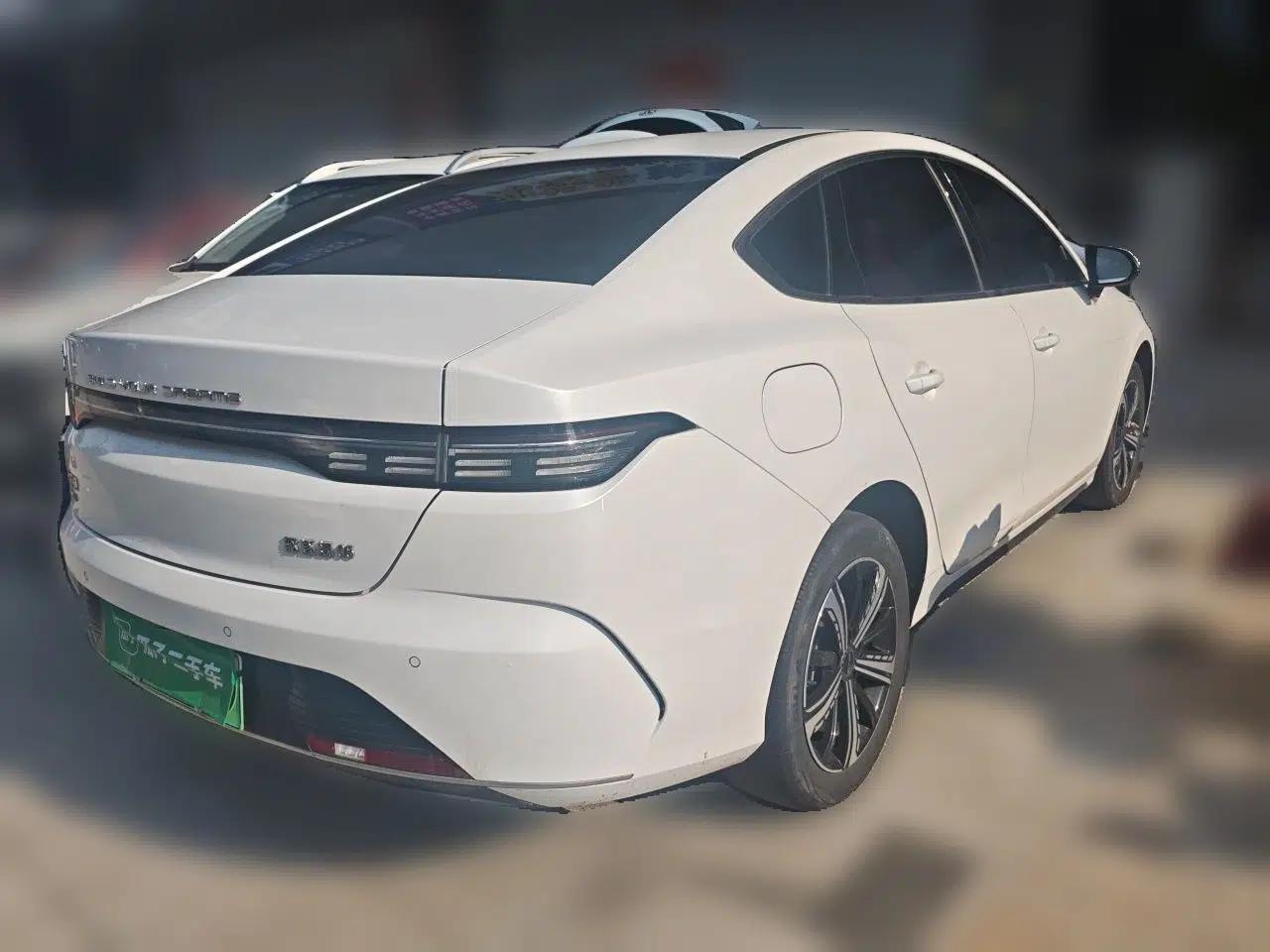 BYD Destroyer 05 2022 DM-i 120KM Prestige Model — миниатюра 6
