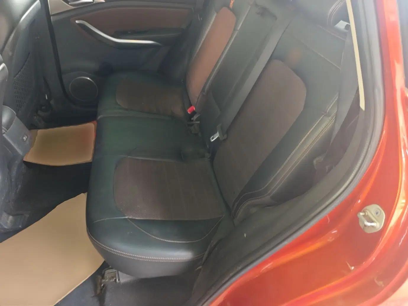 BYD Song 2016 Gaishi Edition 1.5TI Manual Leading Model — миниатюра 20