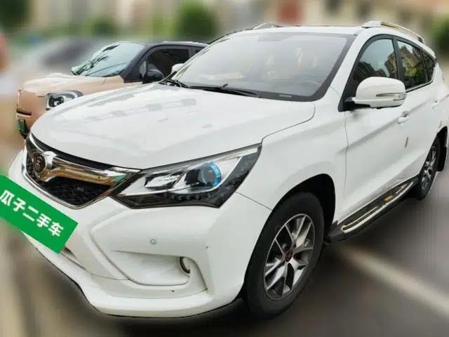 BYD Song 2017 Gaishi Upgrade Edition 1.5TI Manual Elite Model