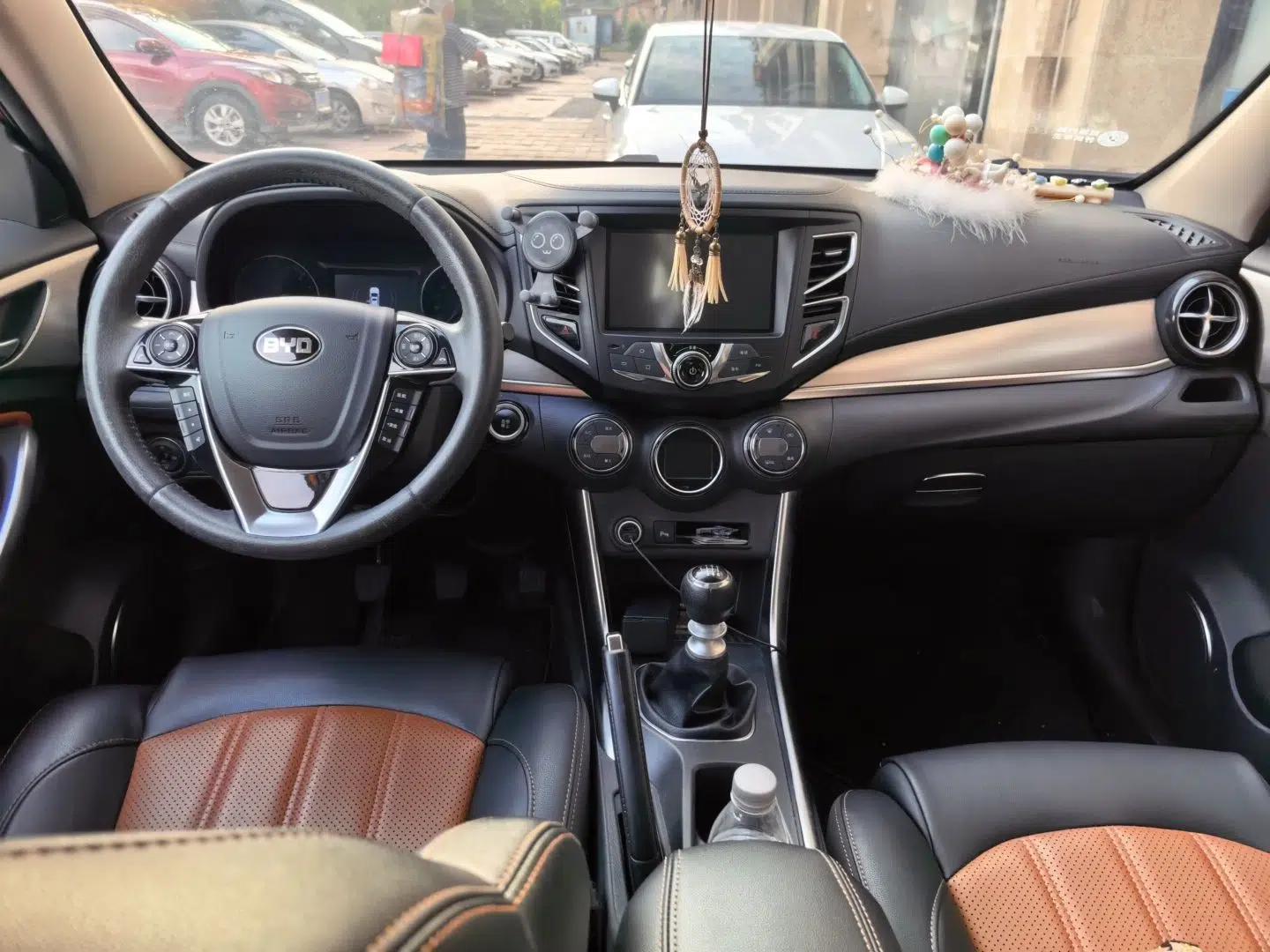 BYD Song 2016 1.5TI Manual Luxury Model — миниатюра 9