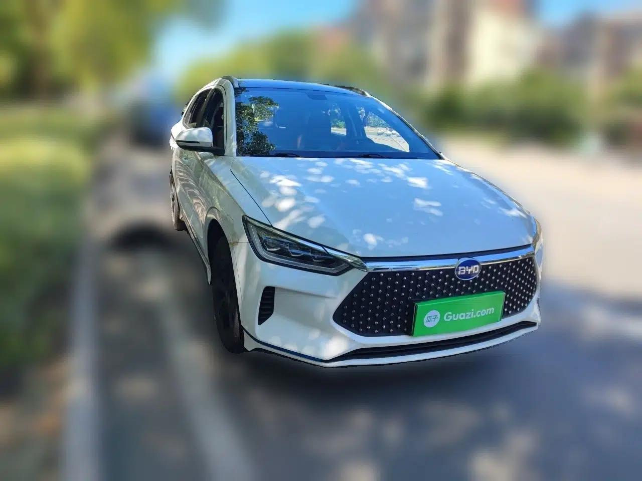 BYD e2 2020 Upgraded Version Extended Range Edition Premium Model — миниатюра 3