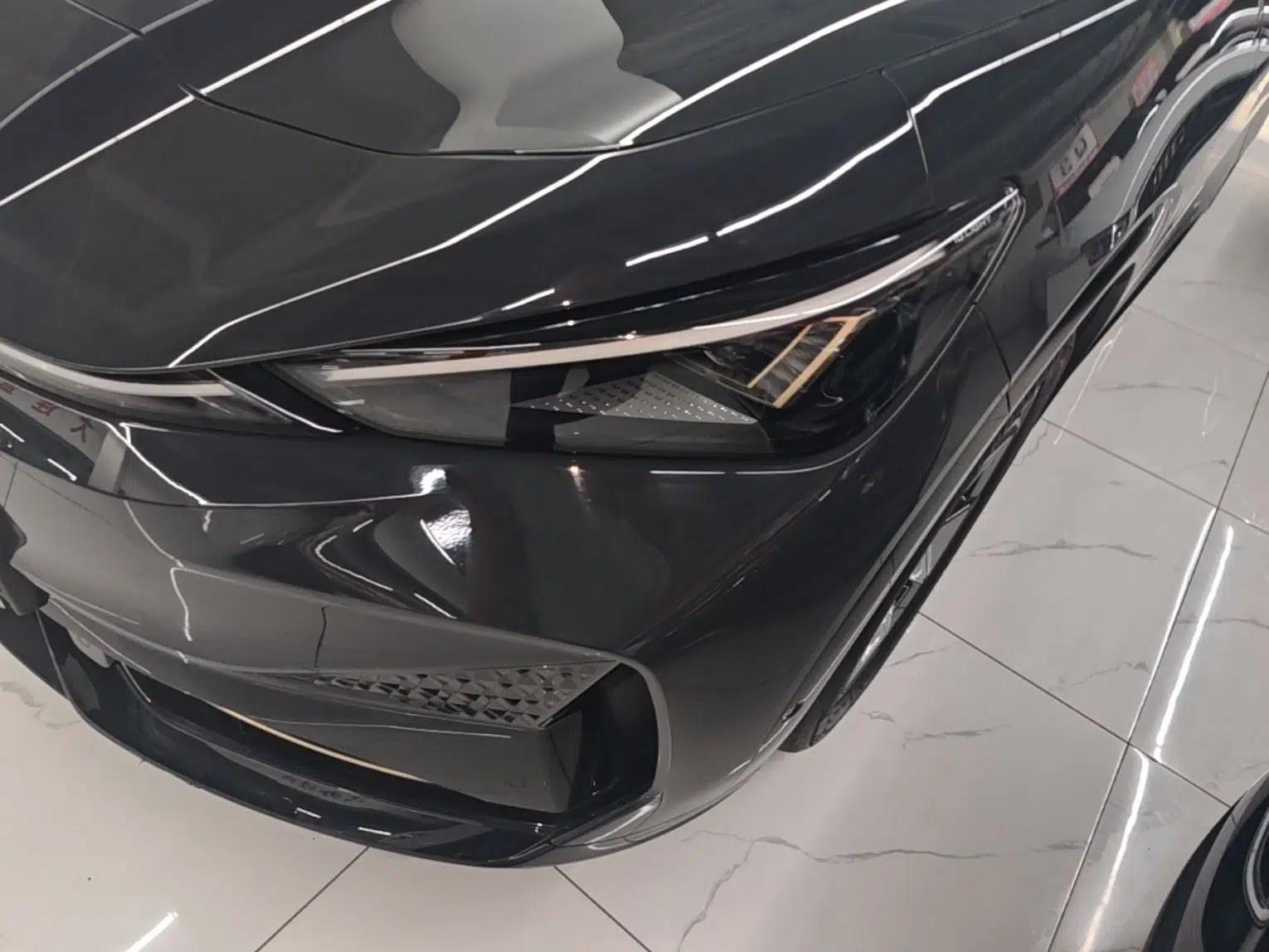 Volkswagen ID.UNYX 2024 Revised Pro Long-Range Version — миниатюра 8