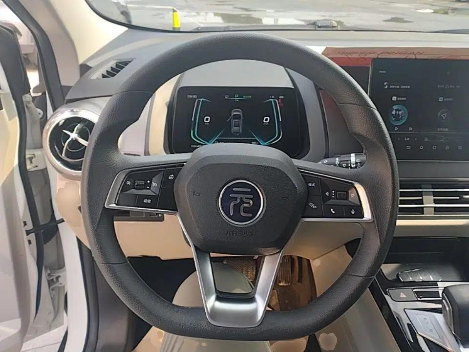 BYD Yuan Pro 2021 401 km Luxury Version — миниатюра 13