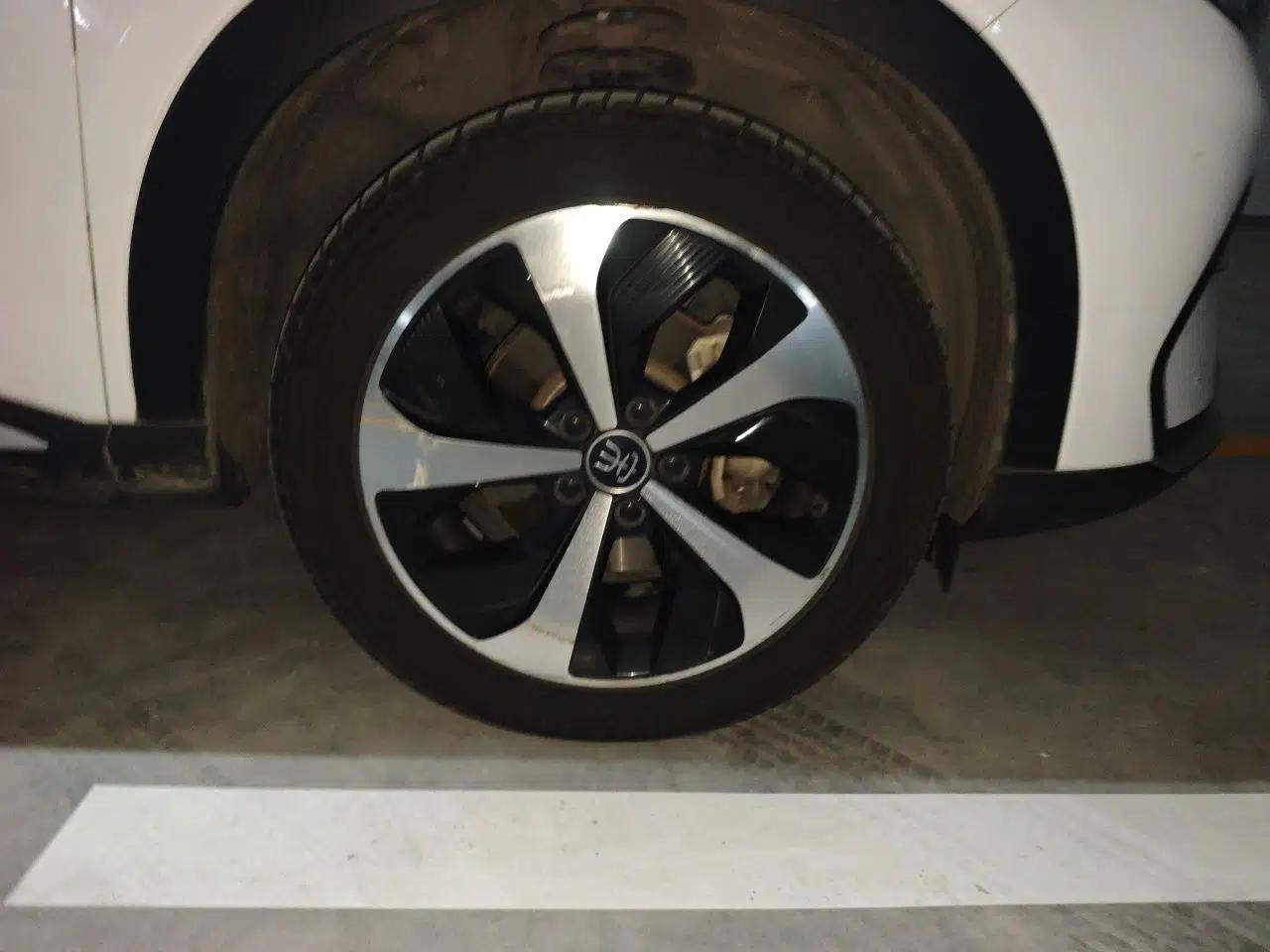 BYD Song PLUS New Energy 2021 EV Deluxe Model — миниатюра 8