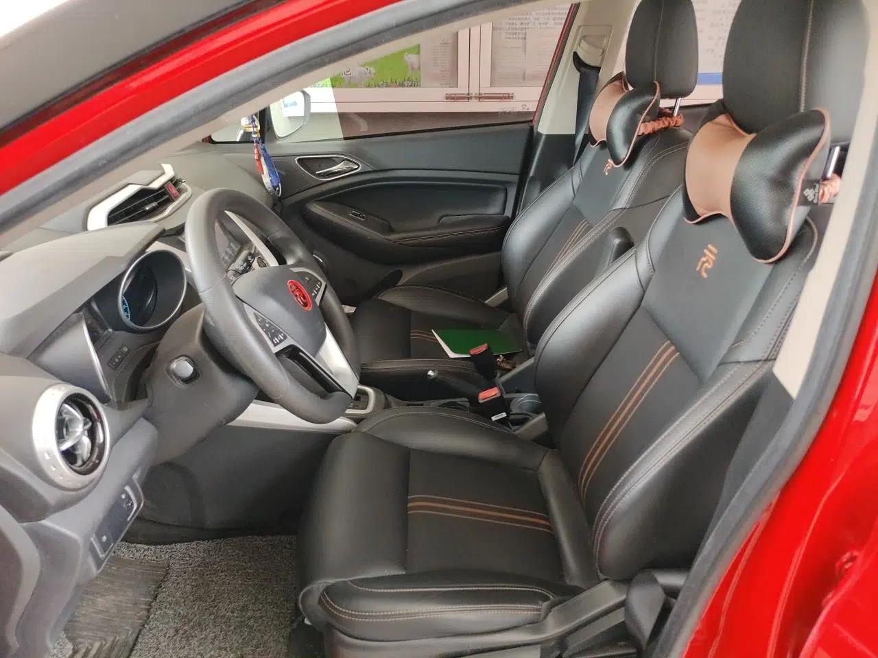 BYD Yuan 2017 1.5L Automatic Cool & Connected Model — миниатюра 15