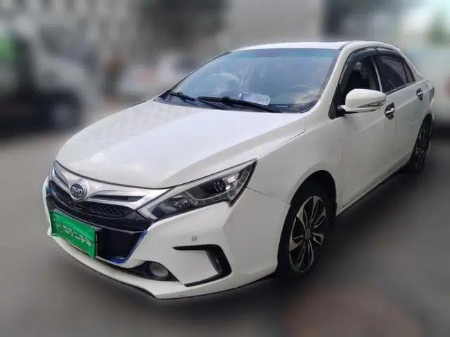 BYD Qin New Energy 2015 1.5T Dual-Crown Flagship Plus Edition