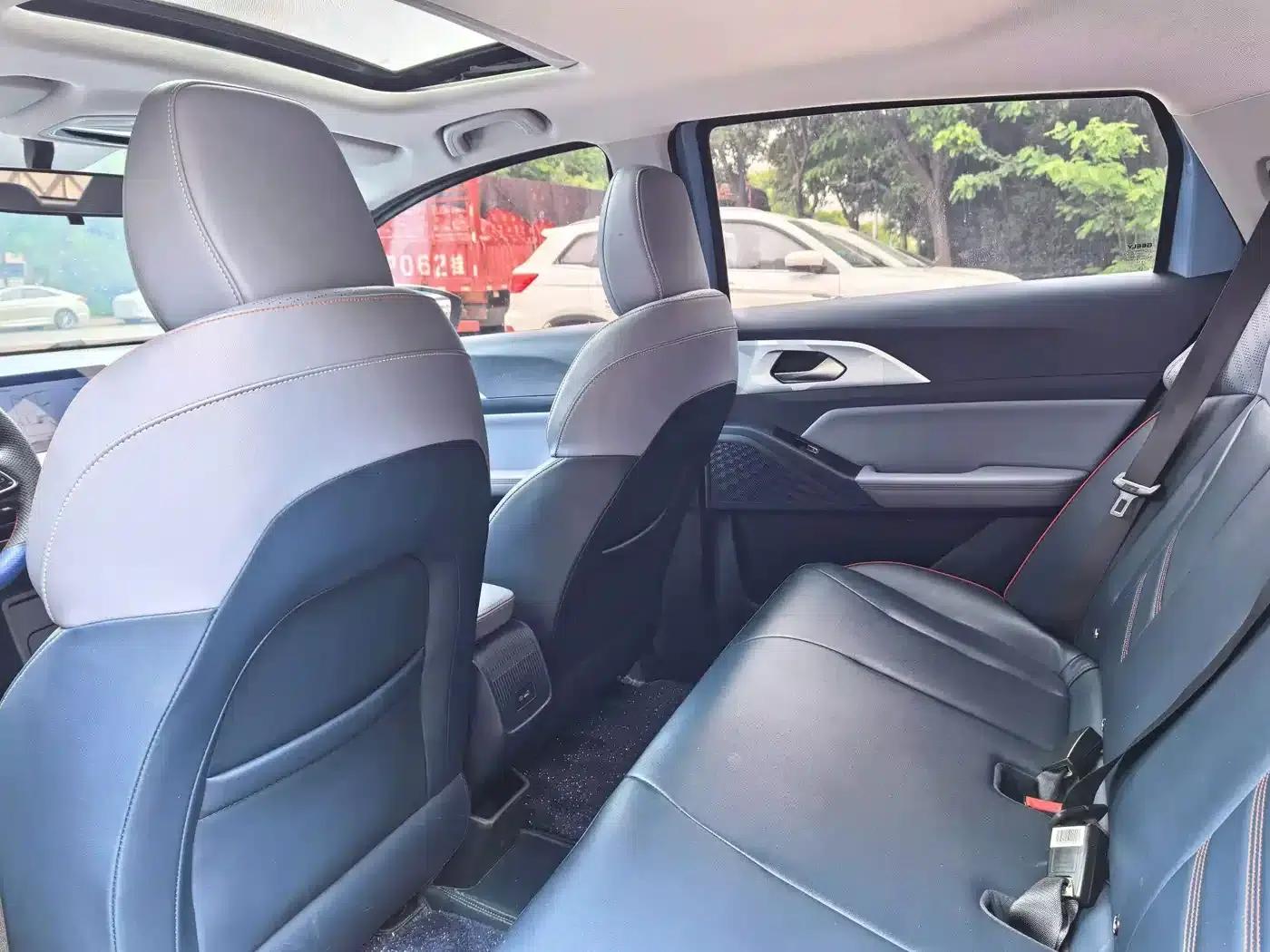 Geely Geometry E Firefly 2023 Model 401KM Lightning Tiger 5-Seater — миниатюра 5