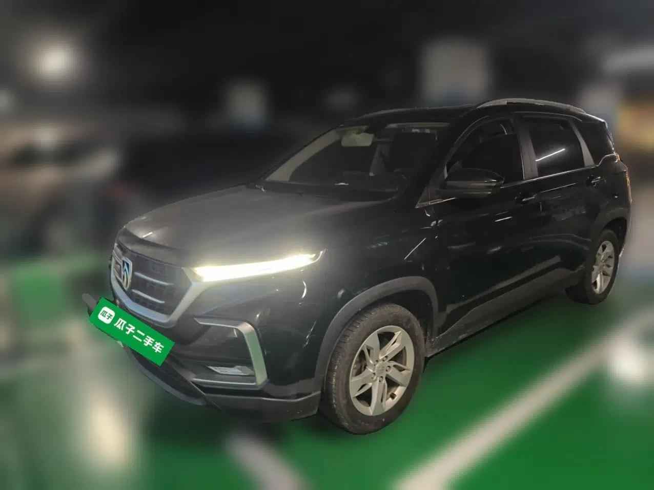 Baojun 530 2019 1.5T CVT Luxury Model 7 Seats China V Emission Standard — миниатюра 1