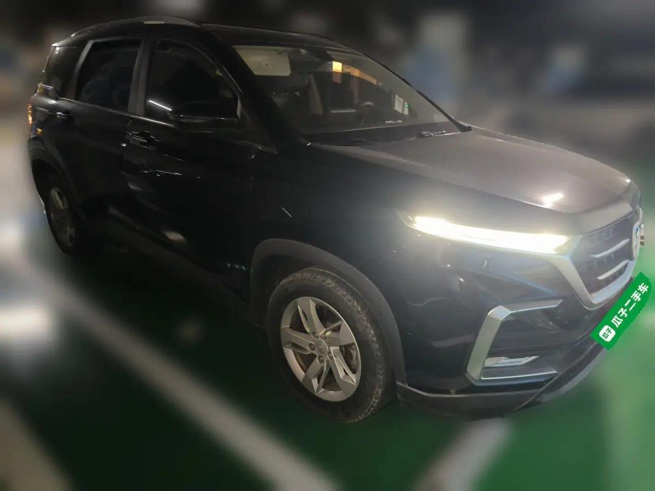 Baojun 530 2019 1.5T CVT Luxury Model 7 Seats China V Emission Standard — миниатюра 3