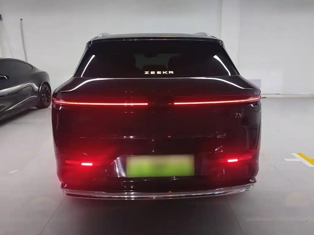 Jike 7X 2025 75kWh Rear-Wheel Drive Intelligent Driving Edition — миниатюра 4