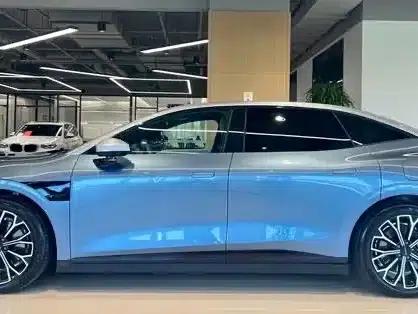 Jike 007 2025 Long Range Rear-Wheel Drive Intelligent Driving Edition 100kWh — миниатюра 3