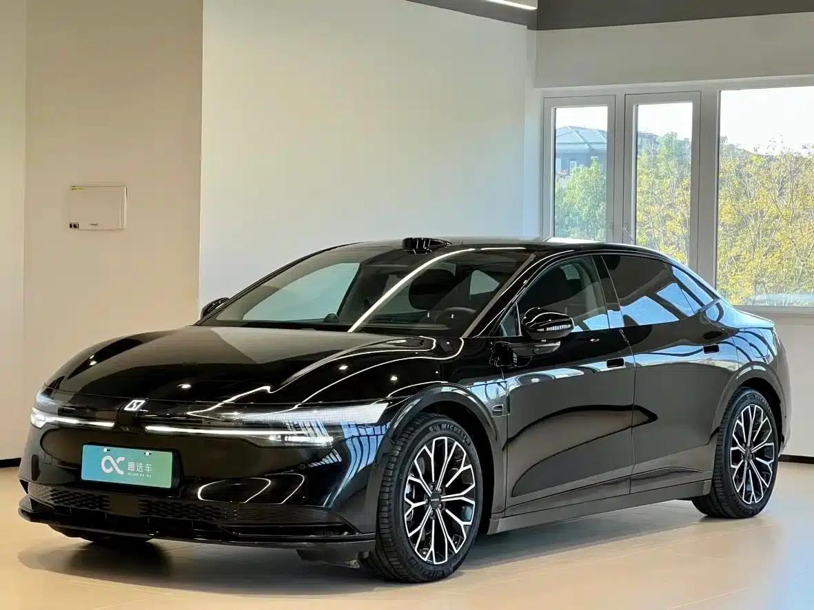 Jike 007 2025 Long Range Rear-Wheel Drive Intelligent Driving Edition 100kWh — миниатюра 1