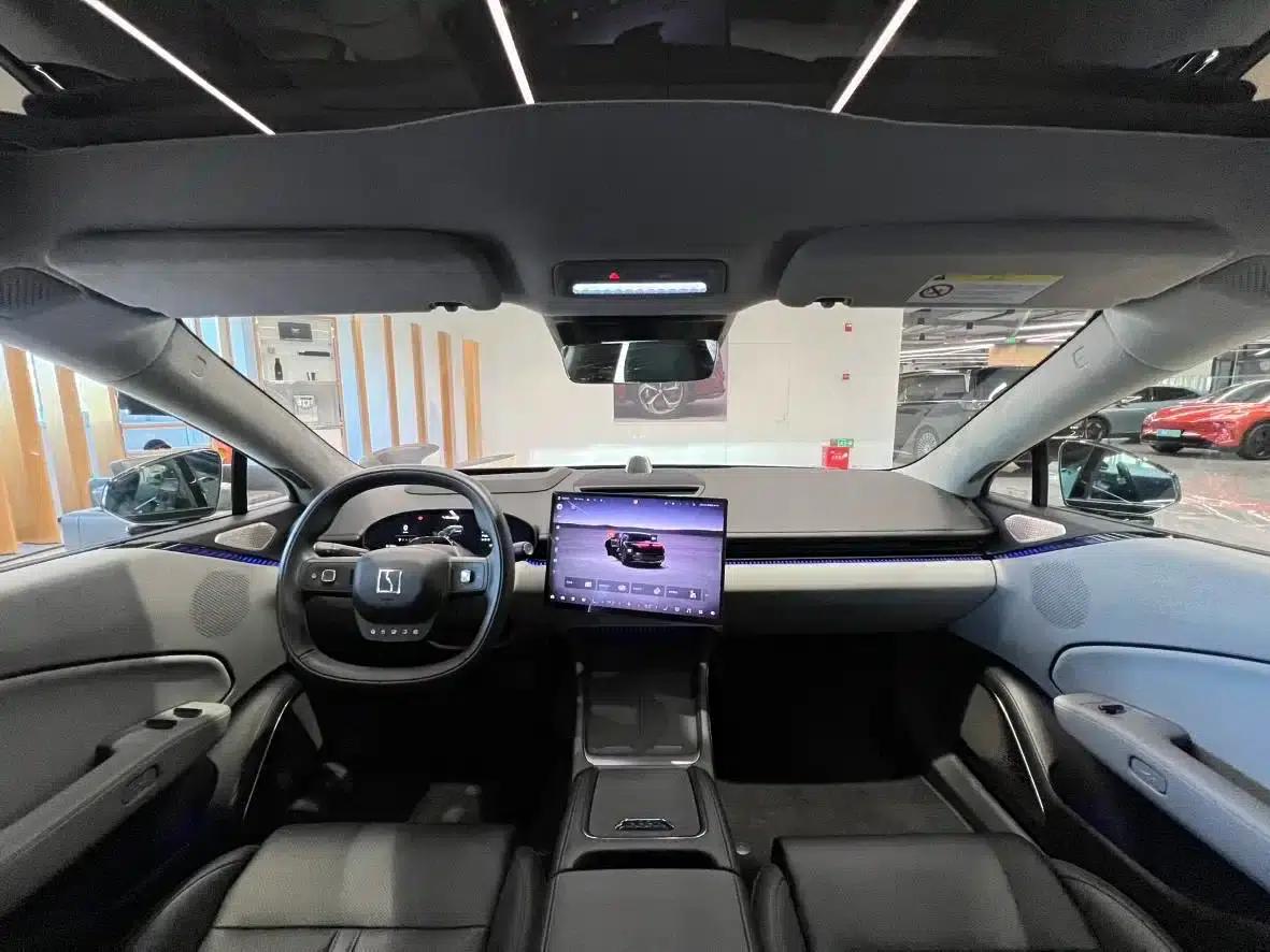 Jike 007 2025 Long Range Rear-Wheel Drive Intelligent Driving Edition 100kWh — миниатюра 13