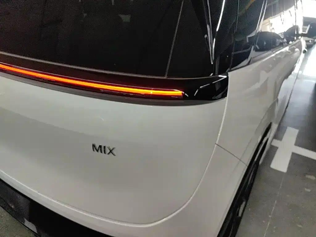 Jike MIX 2025 Intelligent Driving Edition — миниатюра 8