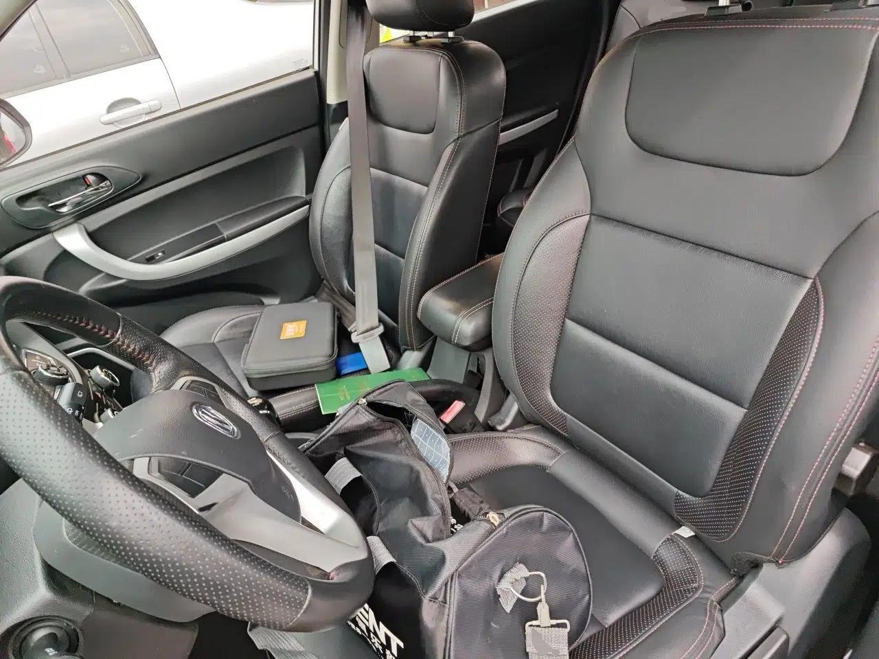 CHANGAN CS35 2015 1.6L Manual Luxury Model China IV Standard — миниатюра 15
