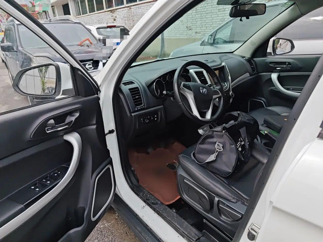 CHANGAN CS35 2015 1.6L Manual Luxury Model China IV Standard — миниатюра 16
