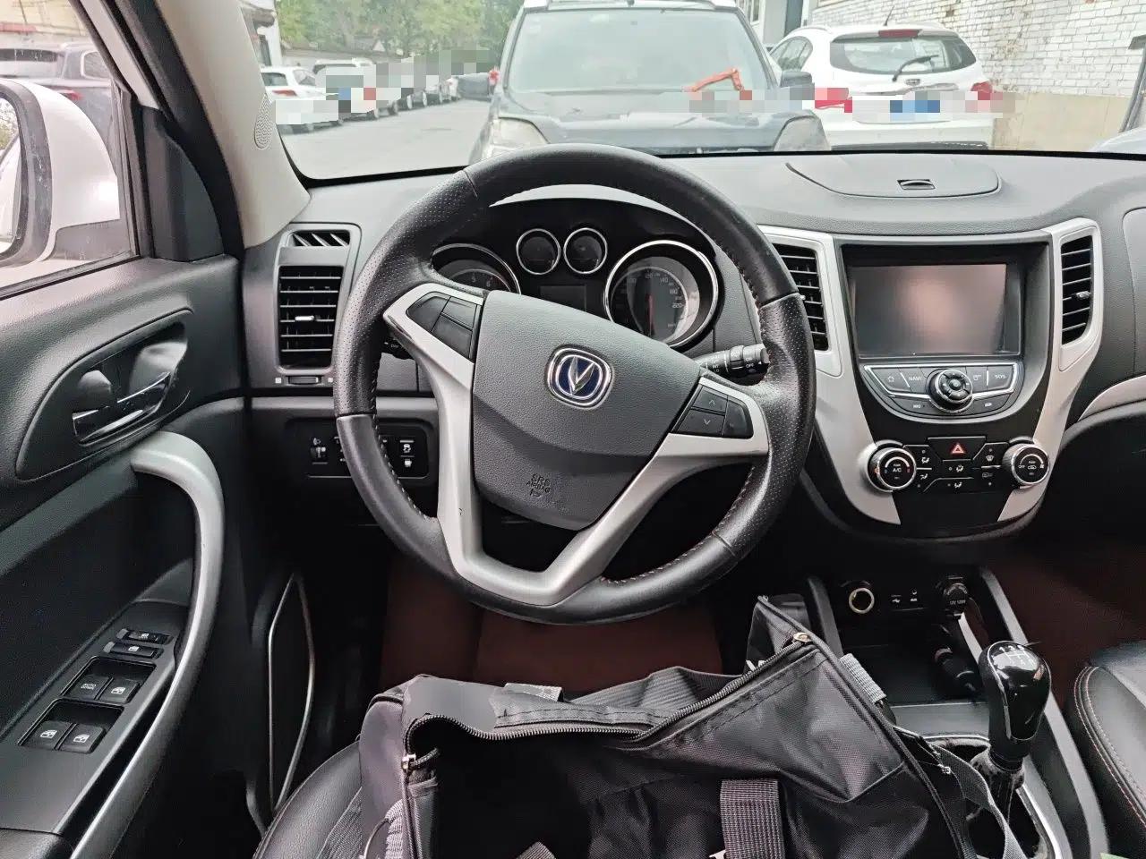 CHANGAN CS35 2015 1.6L Manual Luxury Model China IV Standard — миниатюра 10