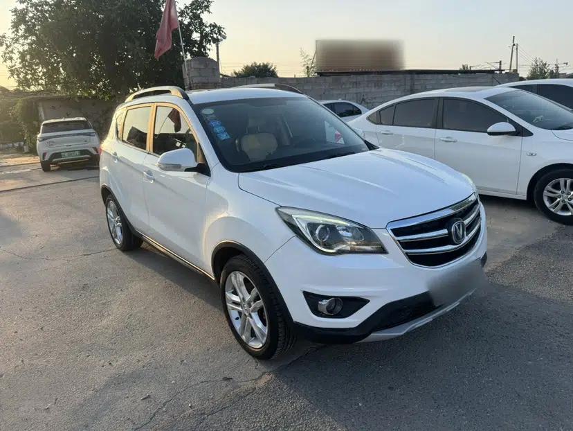 CHANGAN CS35 2017 1.6L Manual Luxury Model — миниатюра 3