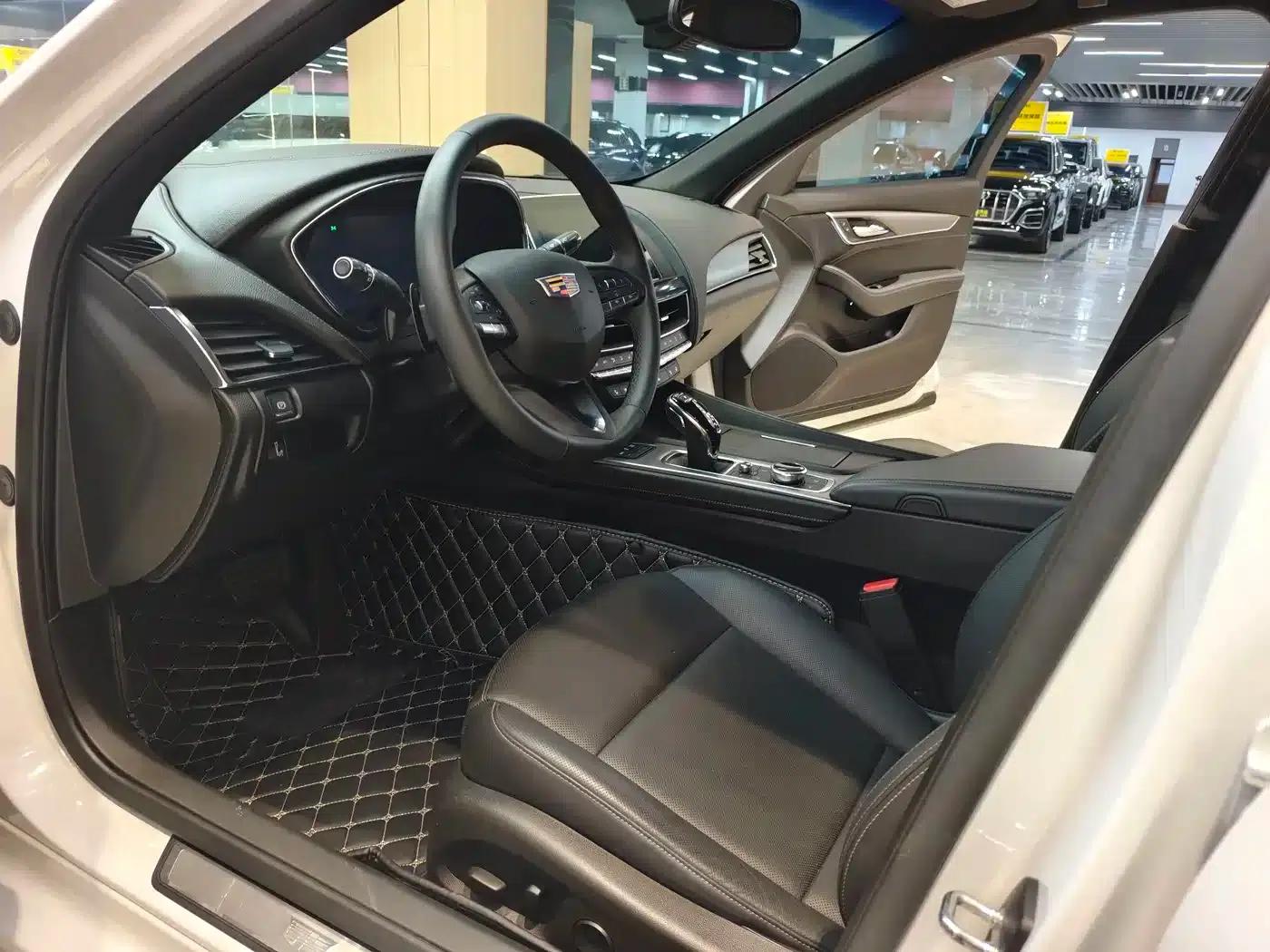 2023 Cadillac CT5 28T Luxury (Standard Edition) — миниатюра 6