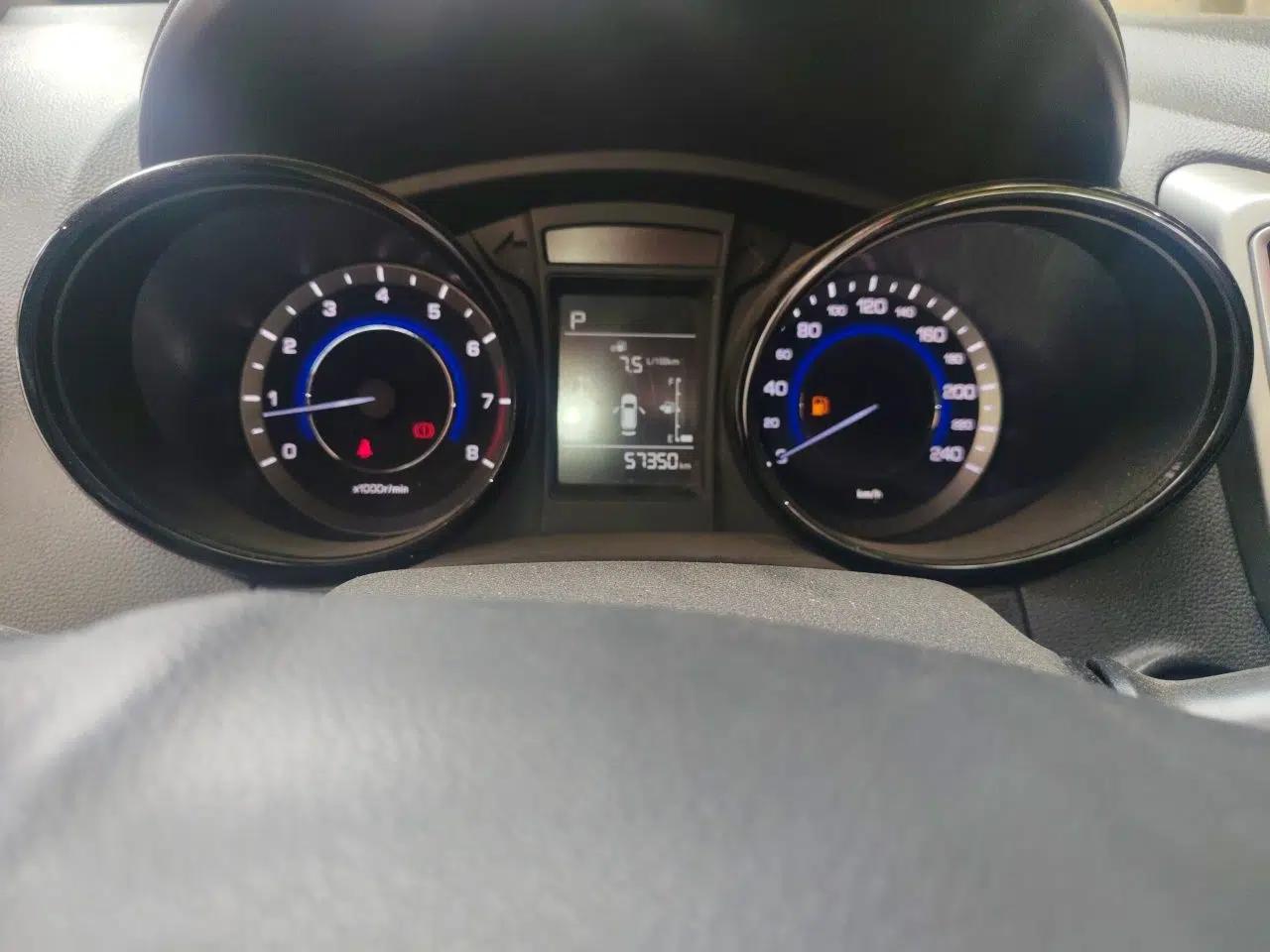CHANGAN CS15 2016 1.5L Automatic Fashion Edition — миниатюра 12