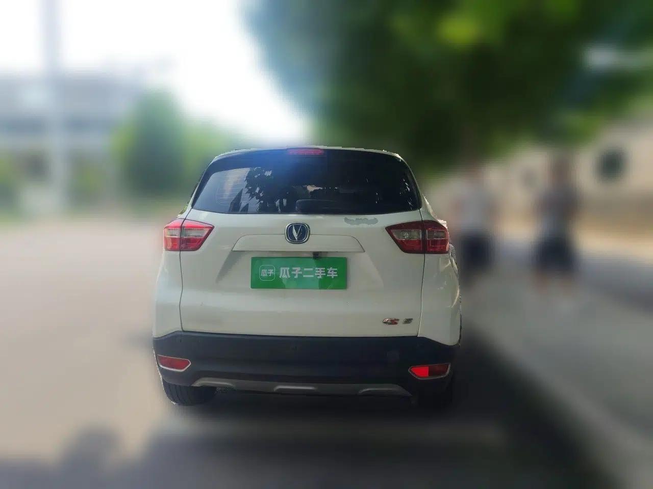 CHANGAN CS15 2016 1.5L Automatic Fashion Edition — миниатюра 5