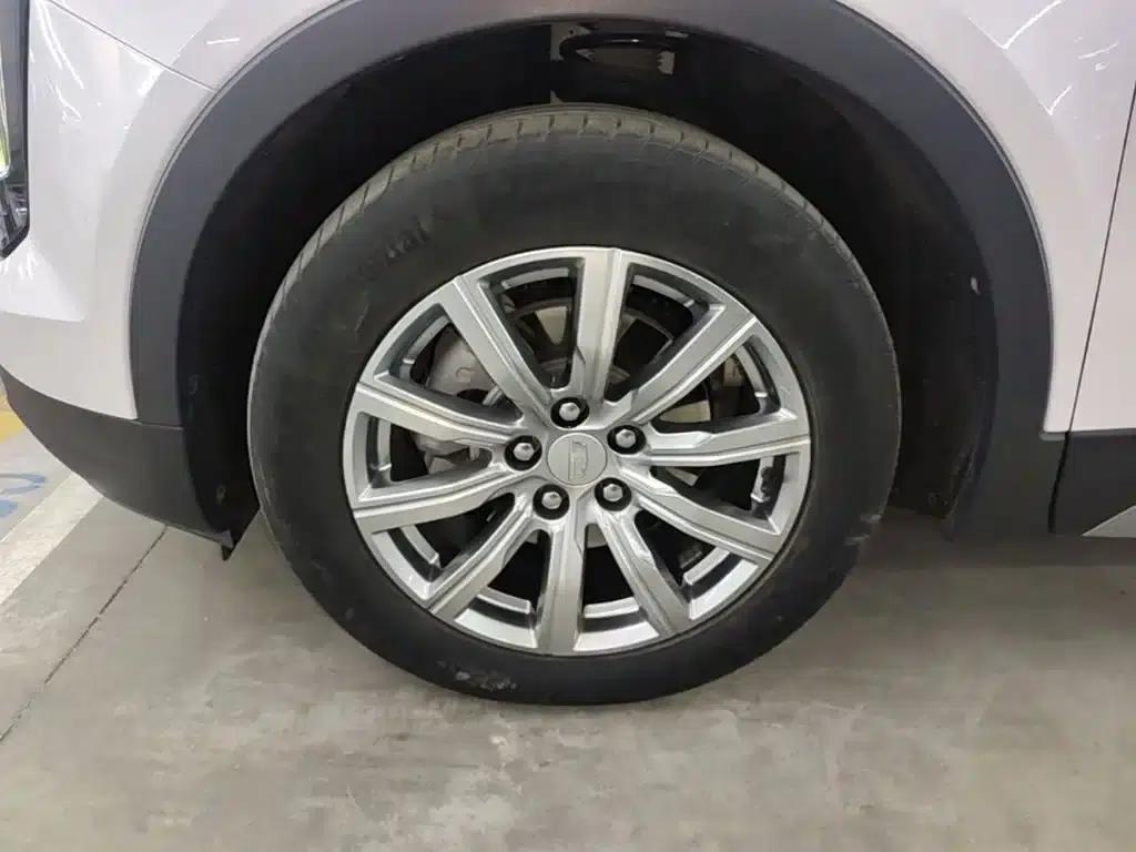 Cadillac XT4 2021 28T Two-Wheel Drive Premium Edition — миниатюра 23