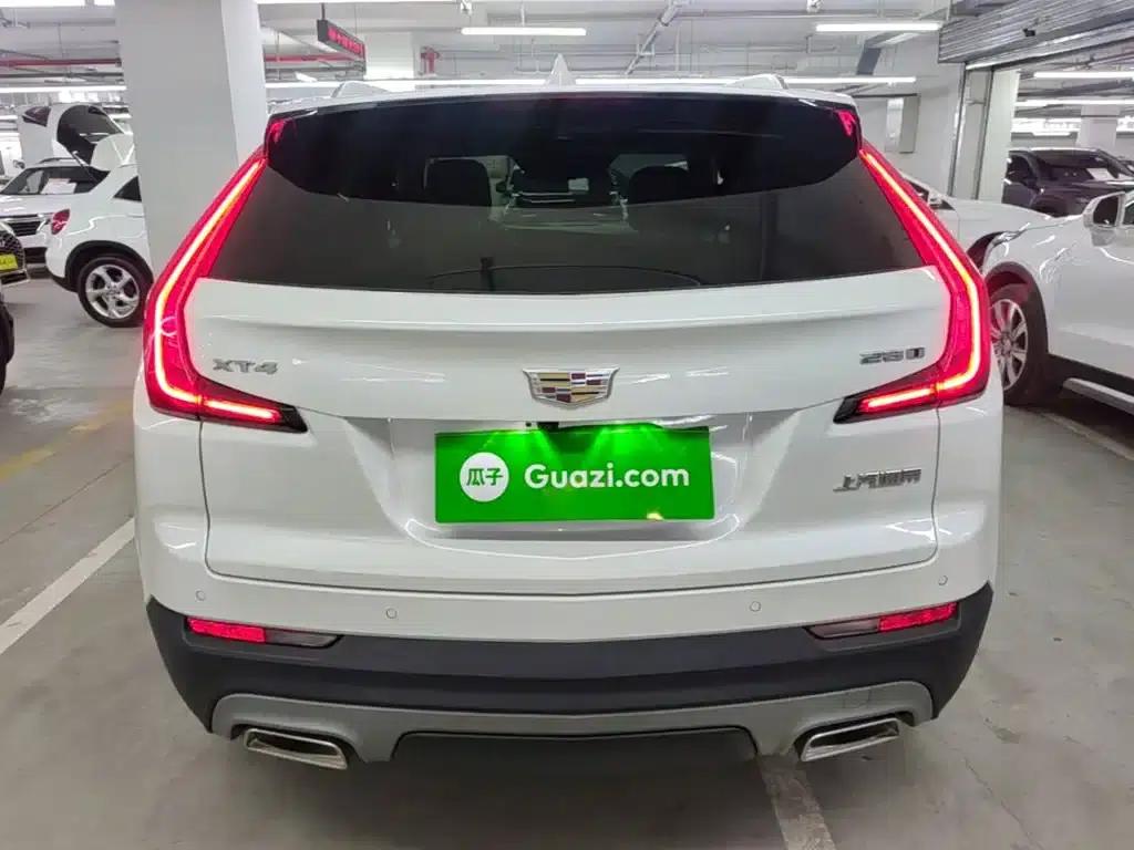 Cadillac XT4 2021 28T Two-Wheel Drive Premium Edition — миниатюра 6