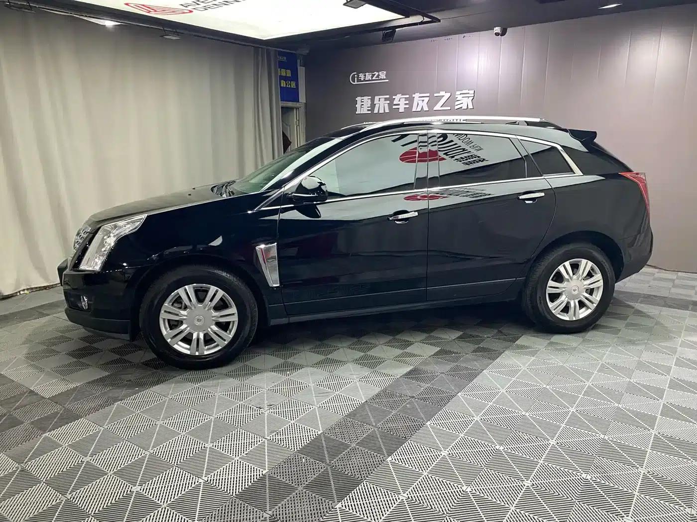2015 Cadillac SRX 3.0L Elite — миниатюра 4