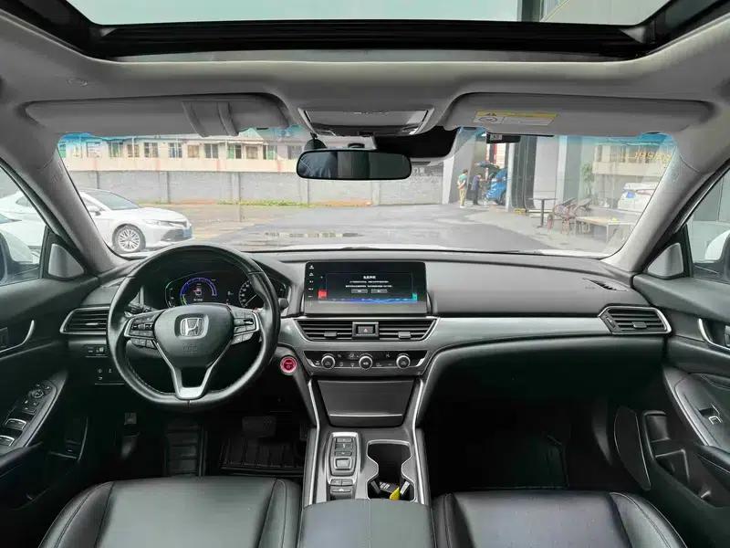 2022 Honda Accord Hybrid 2.0L Elite Edition — миниатюра 7